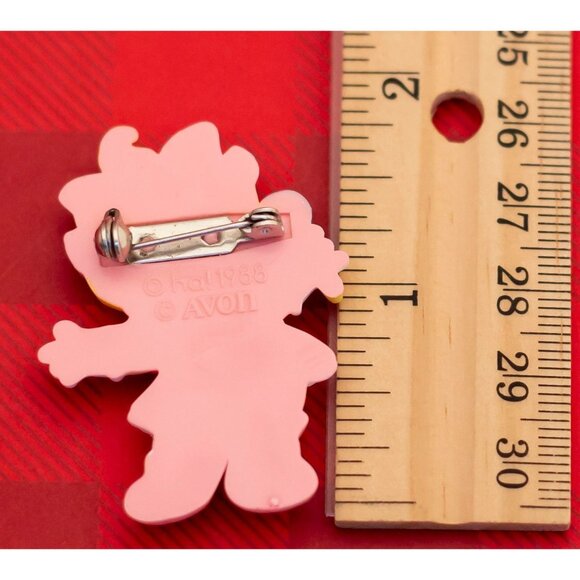 Vintage Baby Piggy Cartoon Muppet Plastic 1988 Brooch by Avon - O9 - Picture 2 of 2